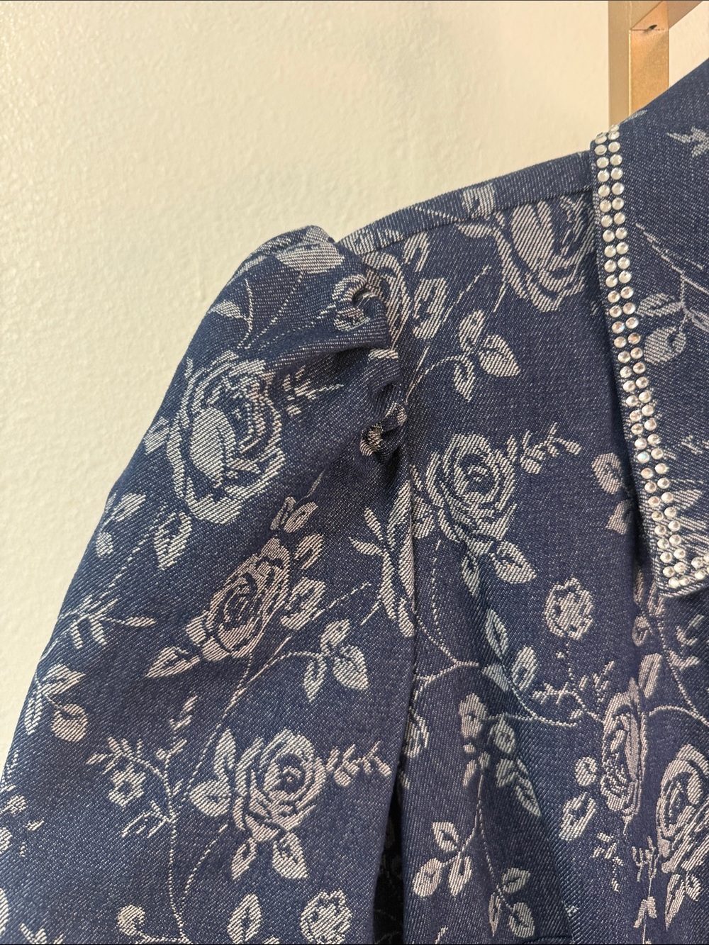 Eliza J -Navy and Light Blue Floral Jacquard Dress with sequin accents- Size 16 - Picture 9 of 11
